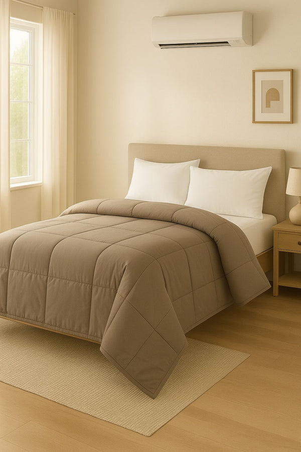 Aalingan - Wallnut 200 GSM reversible winter comforter